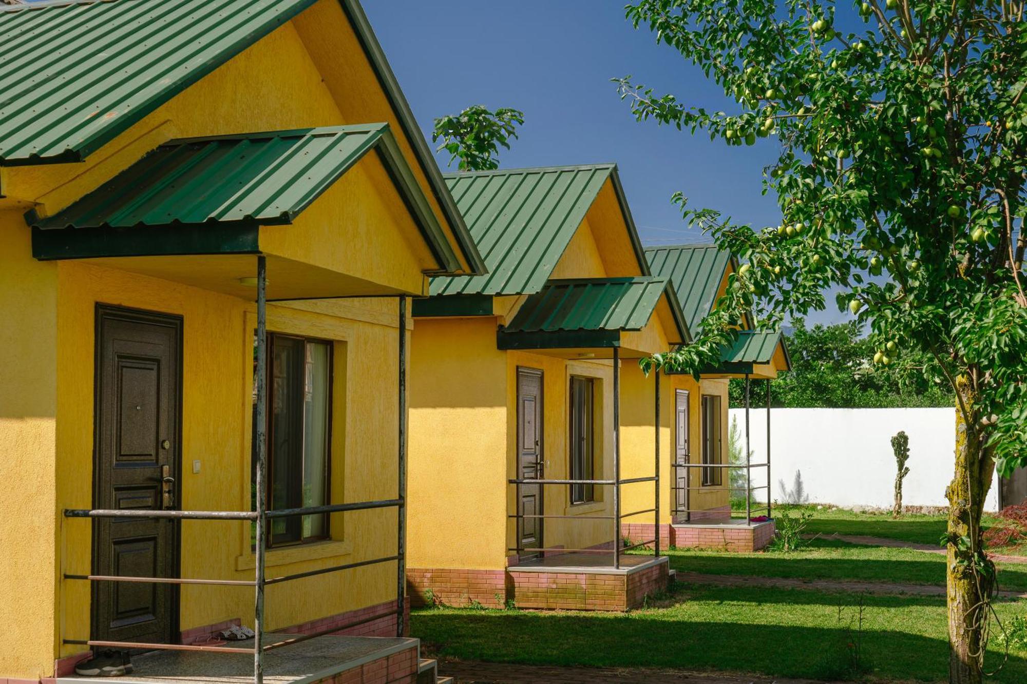 Senima'S Paradise Батуми Экстерьер фото