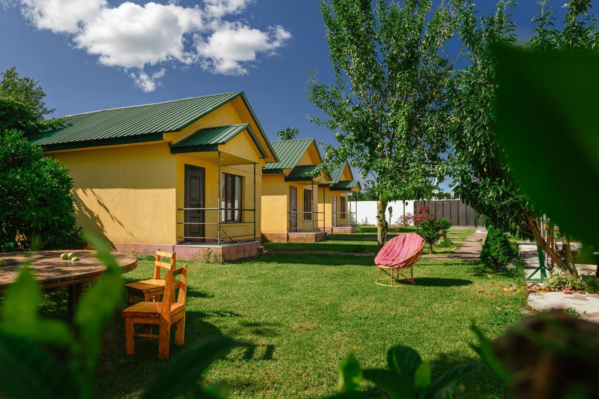Senima'S Paradise Батуми Экстерьер фото